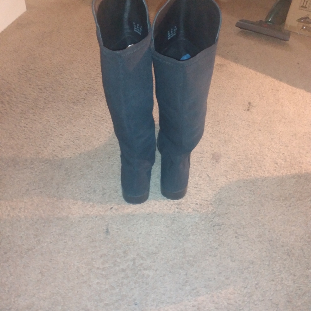 Knee high boots - Picture 3 of 5